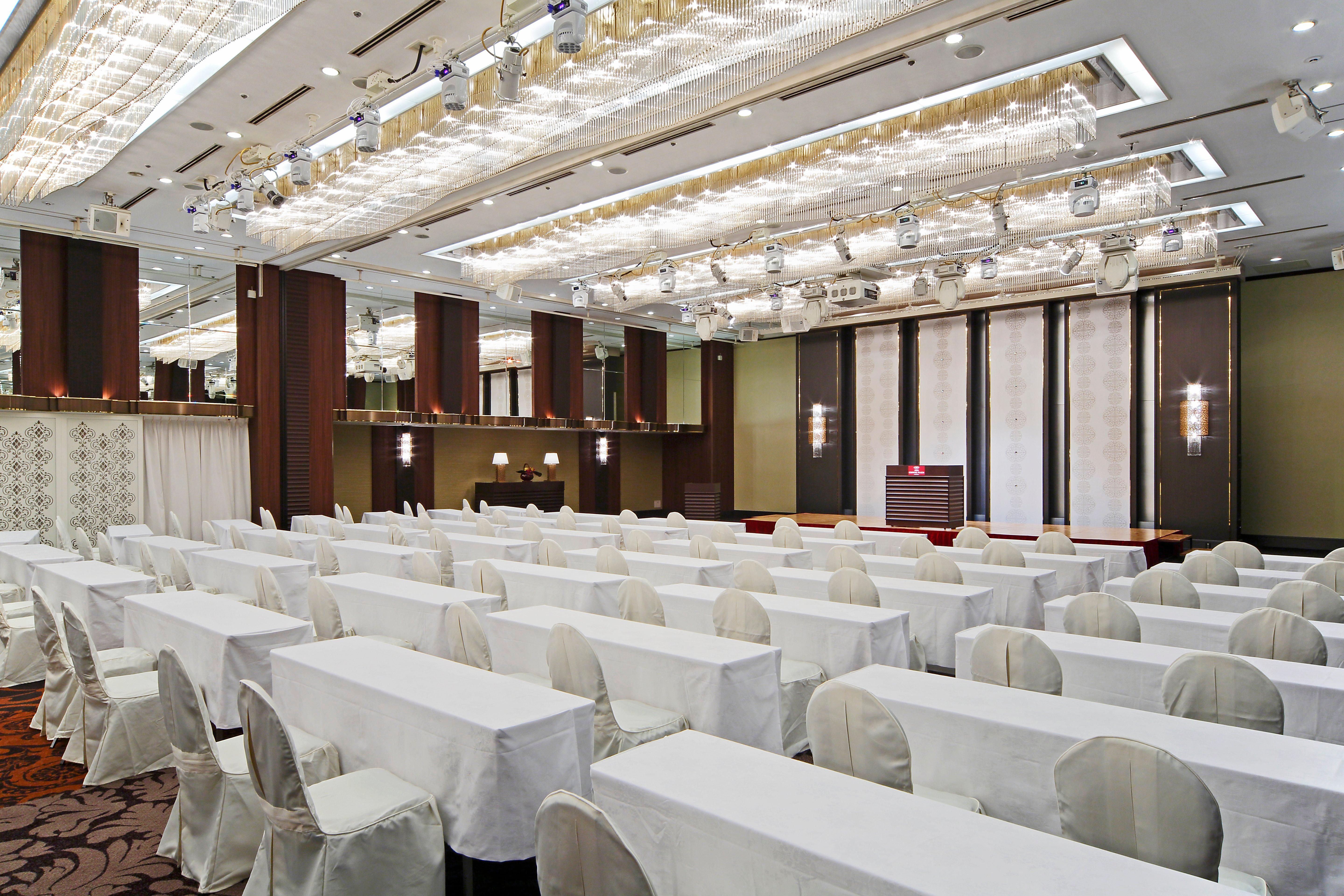 Ana Crowne Plaza Fukuoka By Ihg Hotel Exterior photo