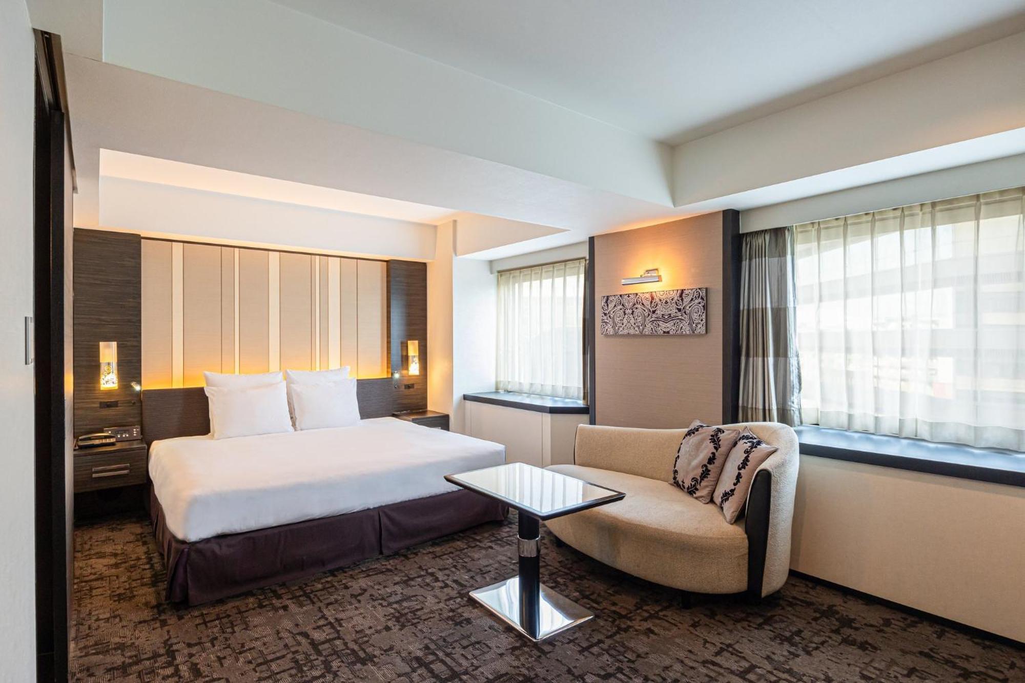 Ana Crowne Plaza Fukuoka By Ihg Hotel Exterior photo